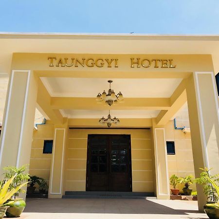 Taunggyi Hotel Bagian luar foto