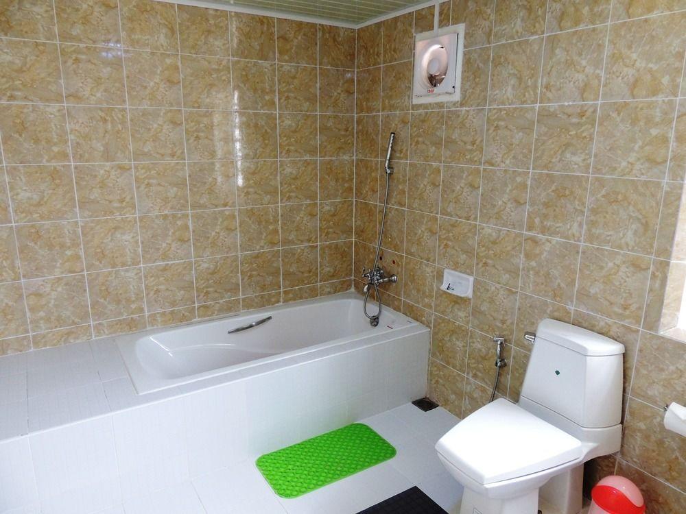 Taunggyi Hotel Bagian luar foto
