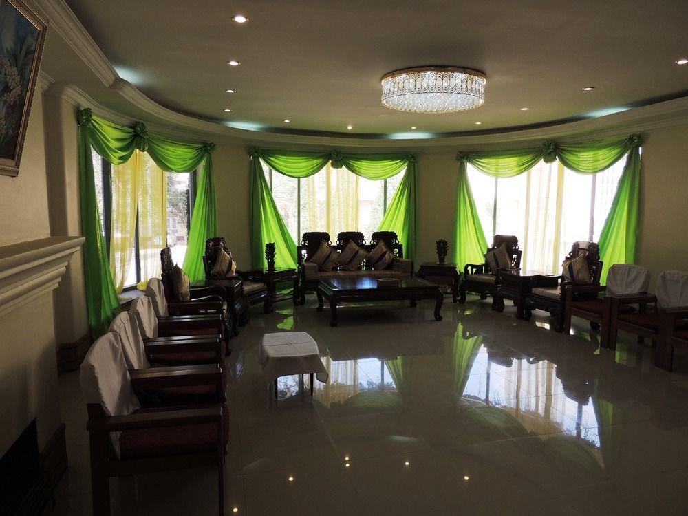 Taunggyi Hotel Bagian luar foto
