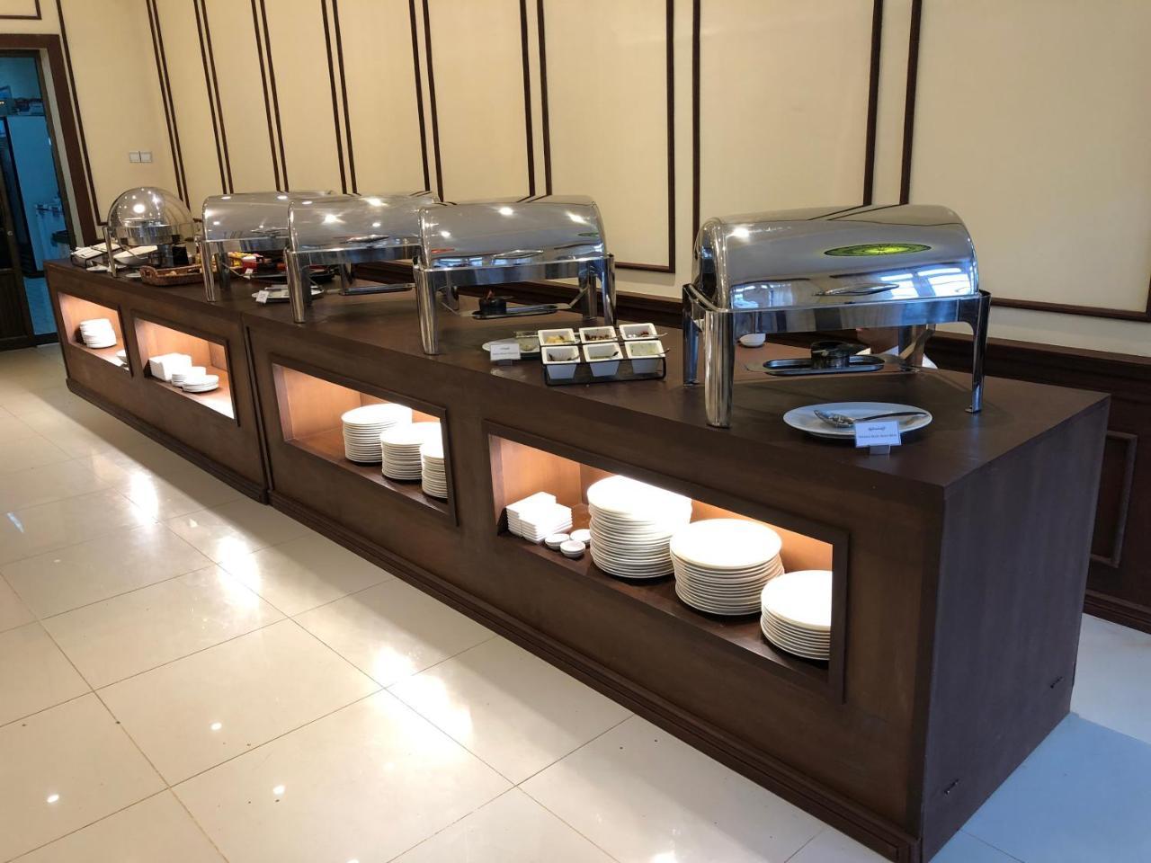 Taunggyi Hotel Bagian luar foto