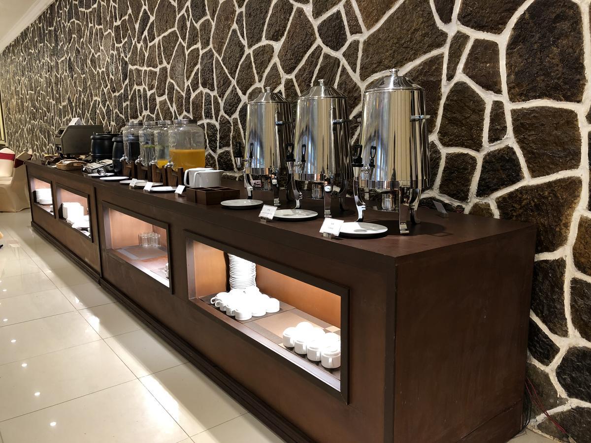 Taunggyi Hotel Bagian luar foto